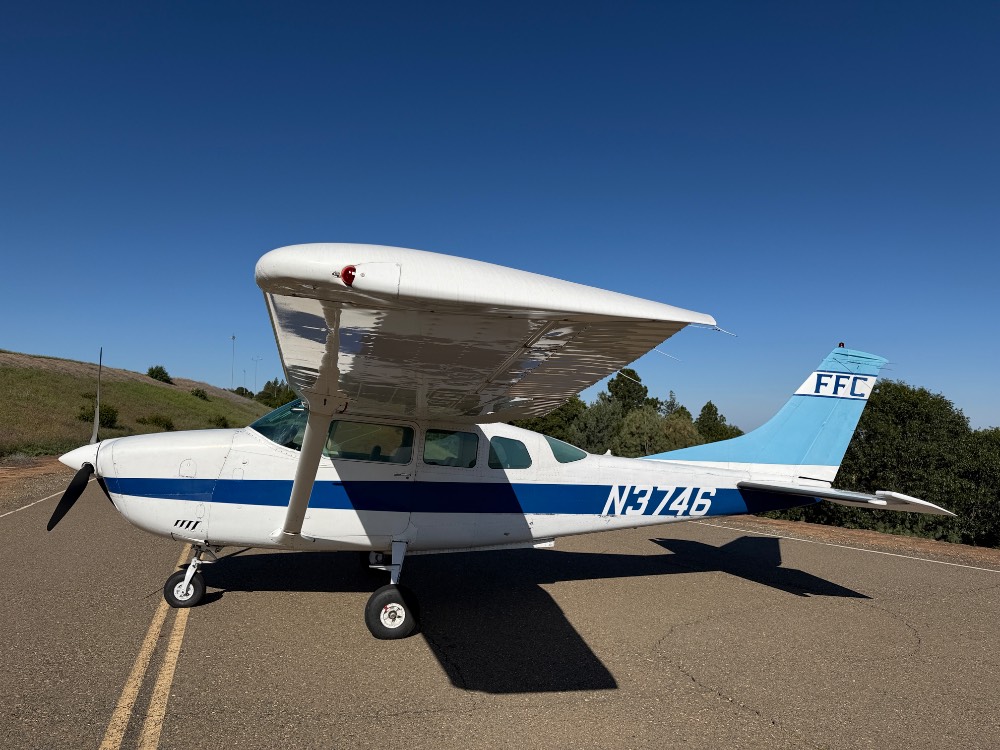 1975 Cessna C-206