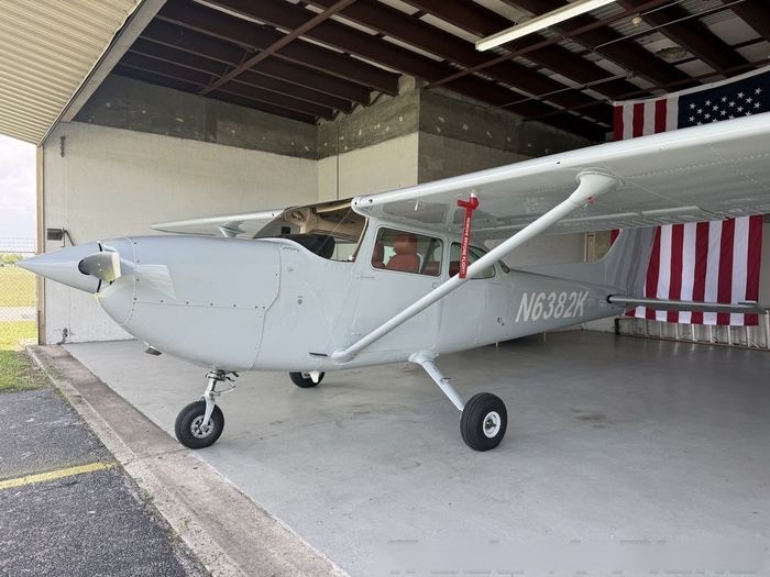 1977 Cessna C-R172K