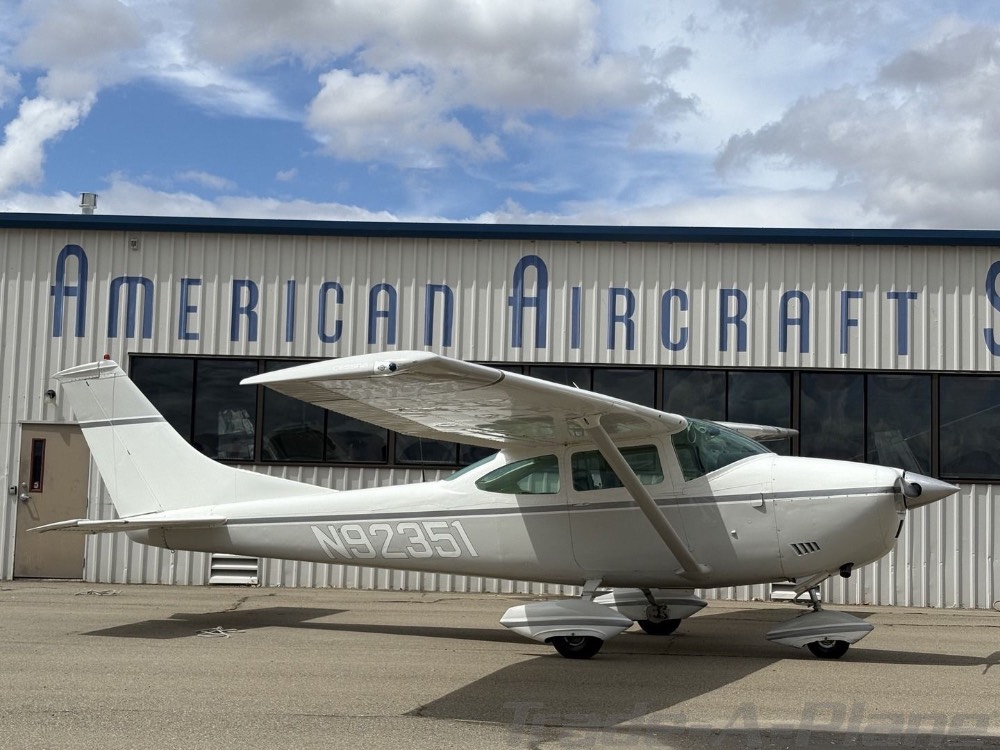 1970 Cessna 182